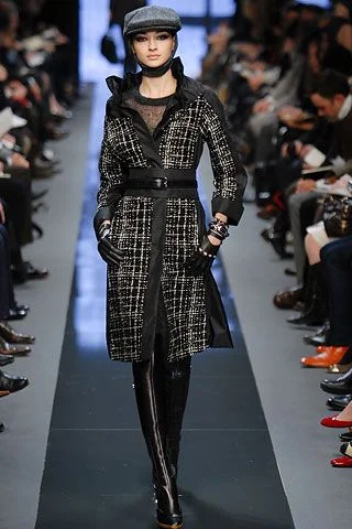 Look 10